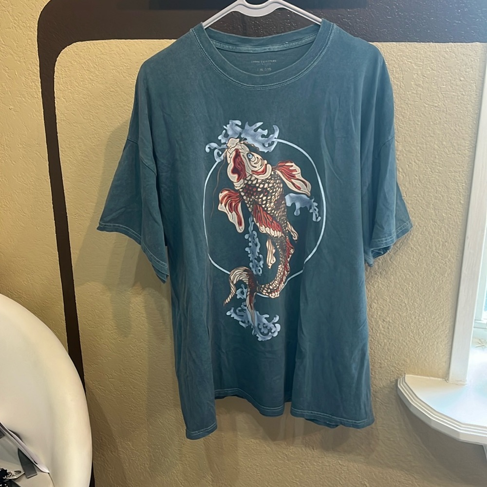 Urban outfitters tshirt